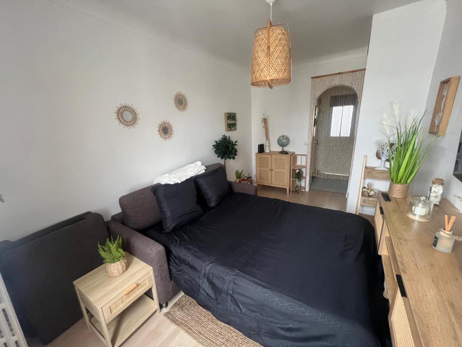 Charmant Appartement Aux Portes De Paris - 2Pax Saint-Ouen  Exterior foto